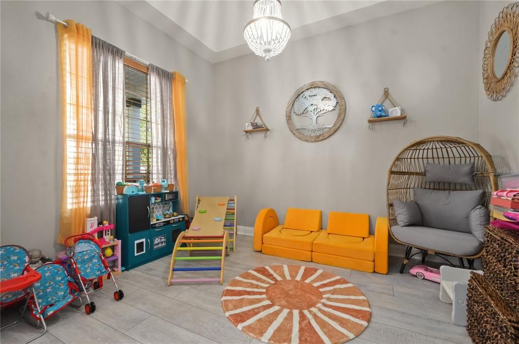 На продажу: $529,900 (4 спален, 2 ванн, 2066 Квадратных фут)