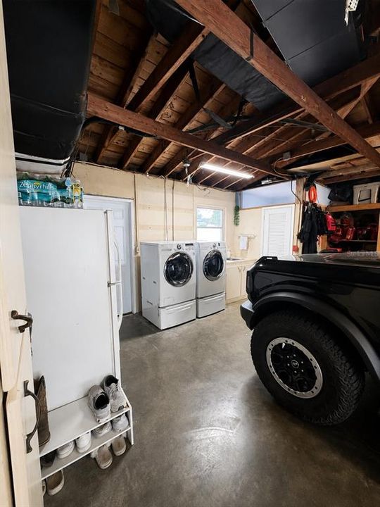 For Sale: $470,000 (3 beds, 1 baths, 1337 Square Feet)