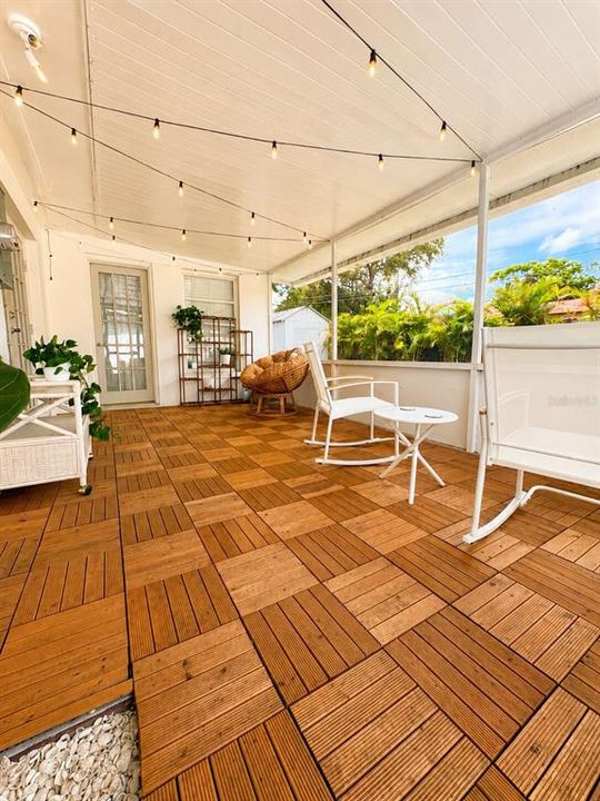 For Sale: $470,000 (3 beds, 1 baths, 1337 Square Feet)