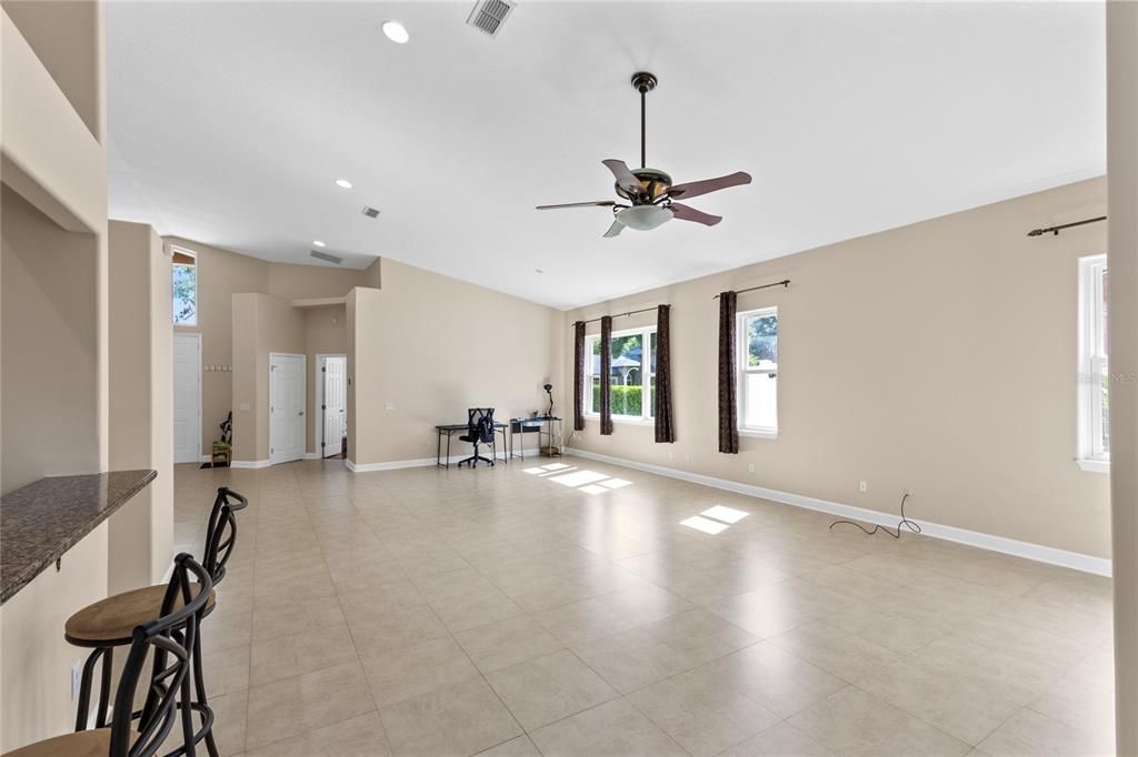 For Sale: $564,900 (3 beds, 3 baths, 2430 Square Feet)