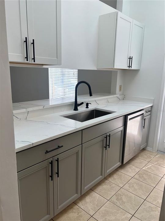 For Sale: $188,609 (3 beds, 2 baths, 1081 Square Feet)