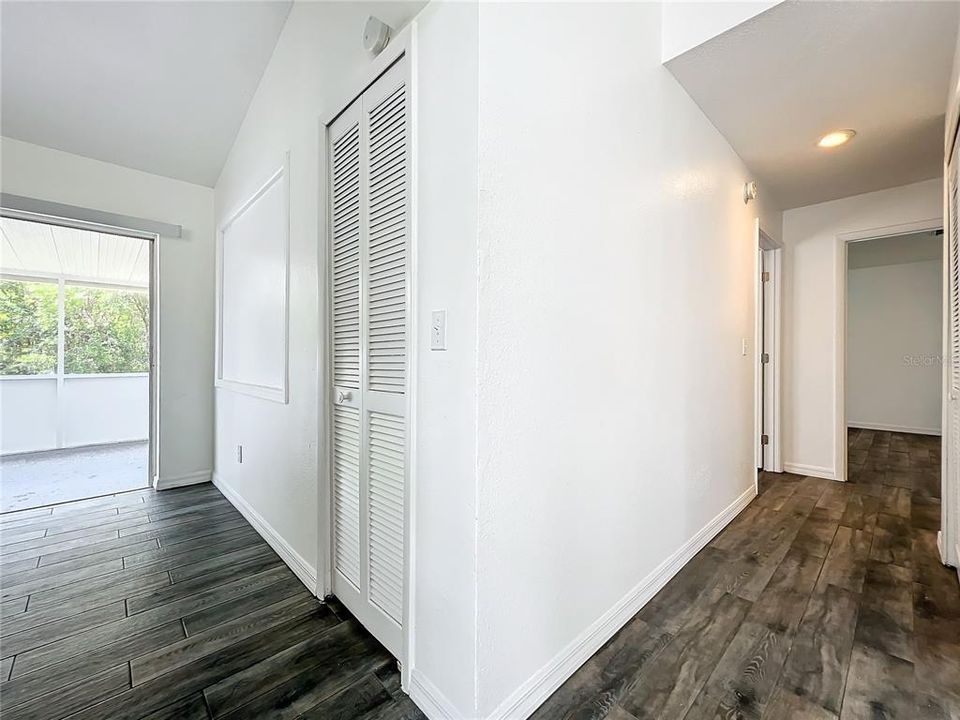 В аренду: $2,700 (3 спален, 2 ванн, 1215 Квадратных фут)
