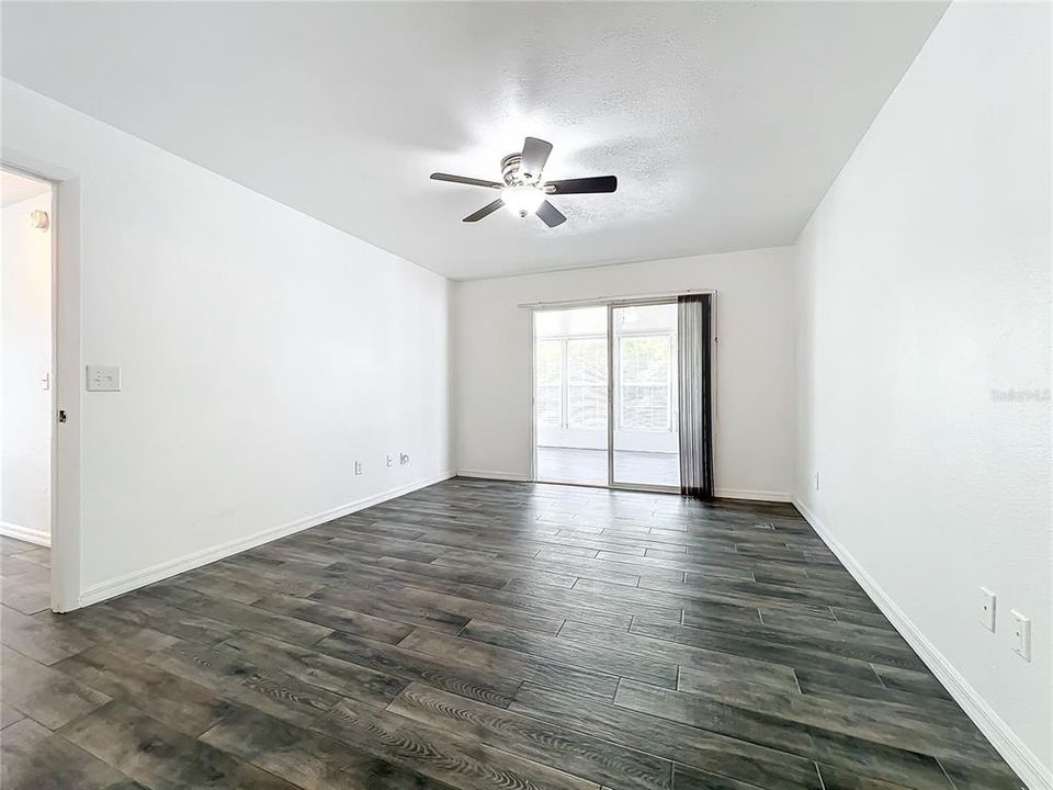 В аренду: $2,700 (3 спален, 2 ванн, 1215 Квадратных фут)