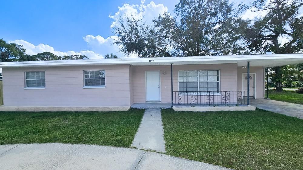 Vendido Recientemente: $349,900 (3 camas, 1 baños, 1108 Pies cuadrados)