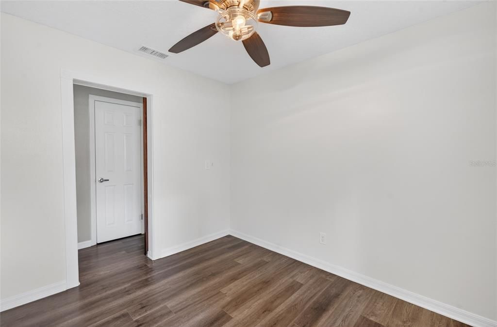 На продажу: $299,900 (3 спален, 2 ванн, 1510 Квадратных фут)