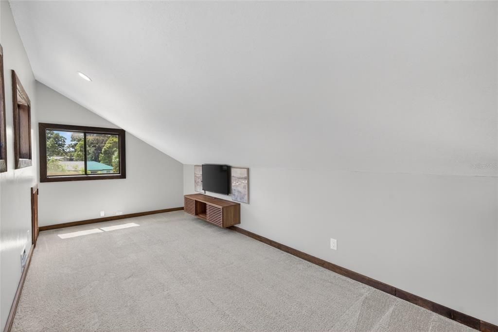 На продажу: $299,900 (3 спален, 2 ванн, 1510 Квадратных фут)