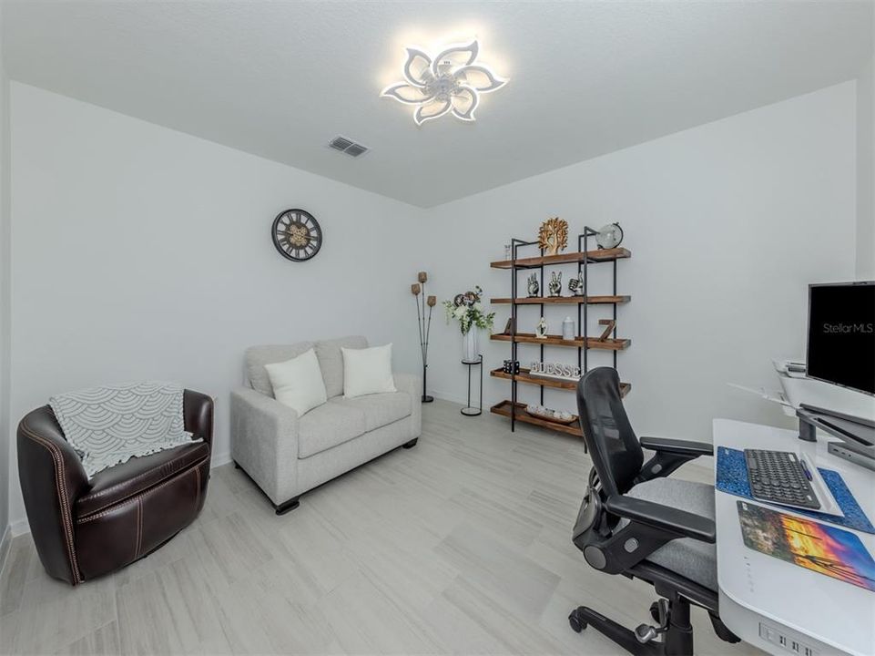 En Renta: $3,000 (4 camas, 2 baños, 2584 Pies cuadrados)