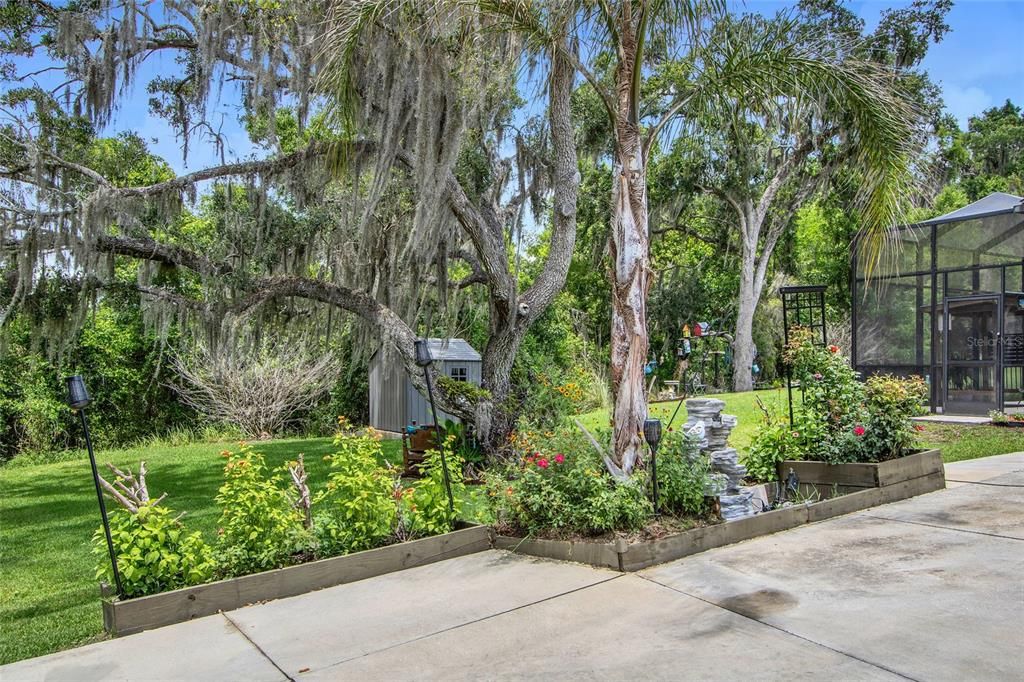 For Sale: $675,000 (4 beds, 3 baths, 2588 Square Feet)