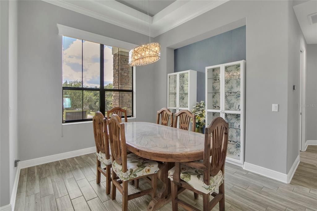 For Sale: $675,000 (4 beds, 3 baths, 2588 Square Feet)