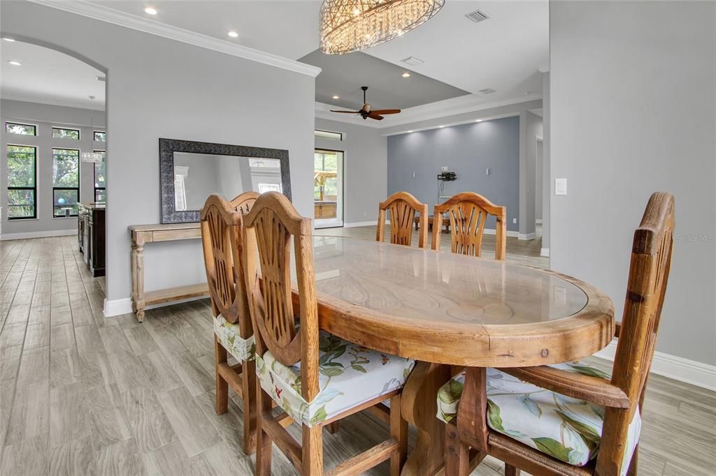 For Sale: $675,000 (4 beds, 3 baths, 2588 Square Feet)
