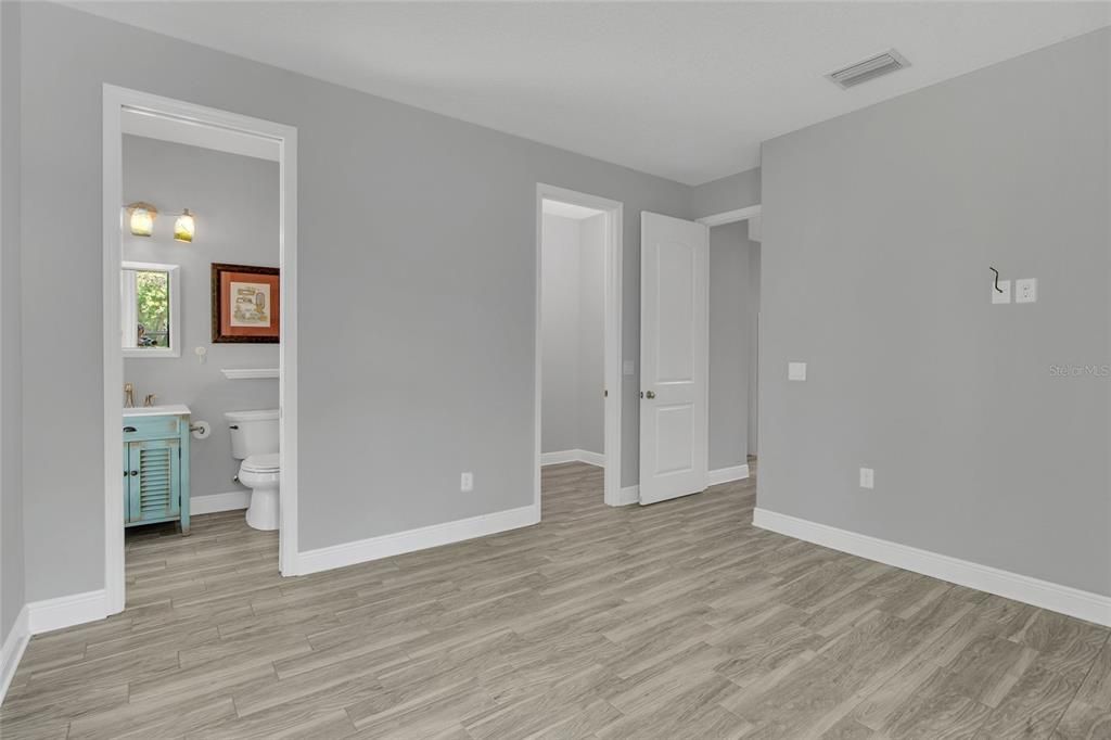 For Sale: $675,000 (4 beds, 3 baths, 2588 Square Feet)