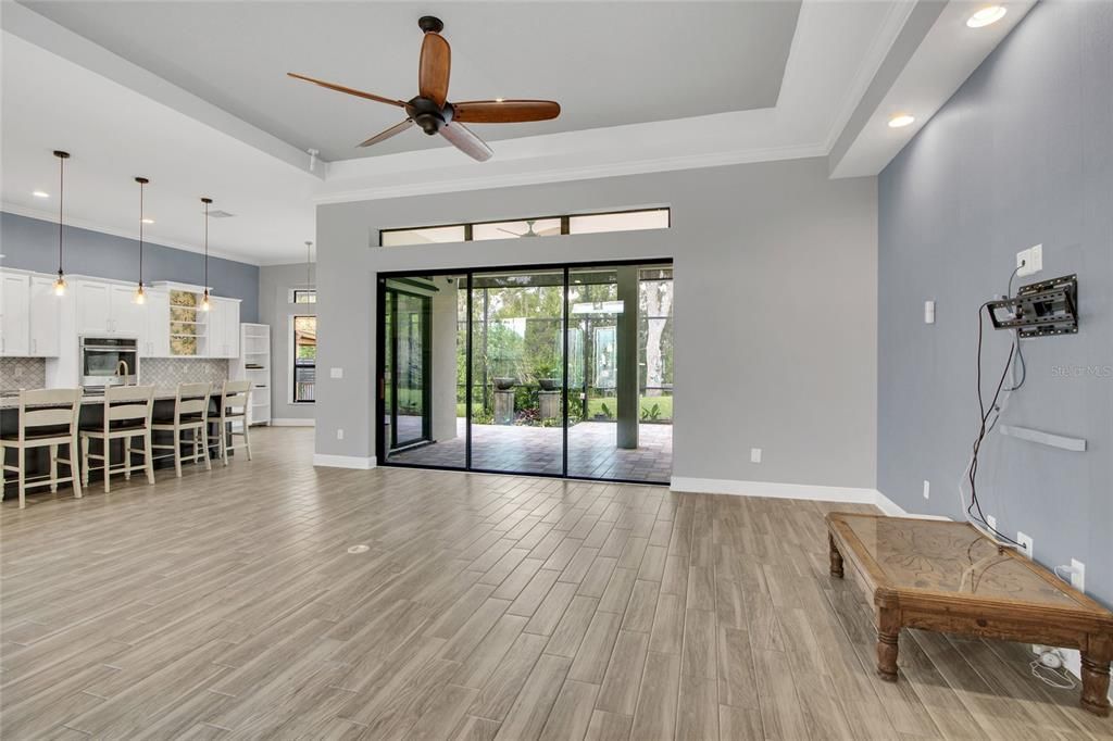 For Sale: $675,000 (4 beds, 3 baths, 2588 Square Feet)