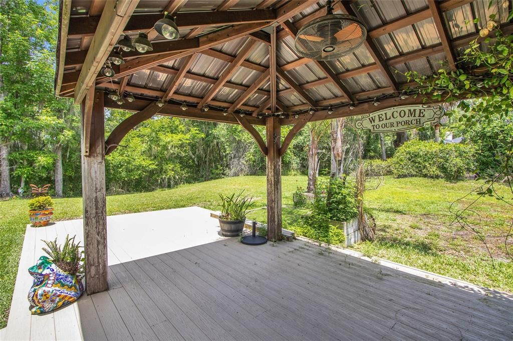 For Sale: $675,000 (4 beds, 3 baths, 2588 Square Feet)