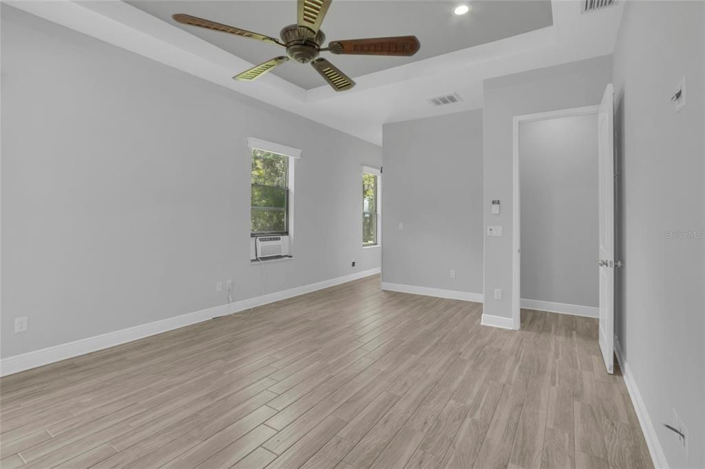 For Sale: $675,000 (4 beds, 3 baths, 2588 Square Feet)