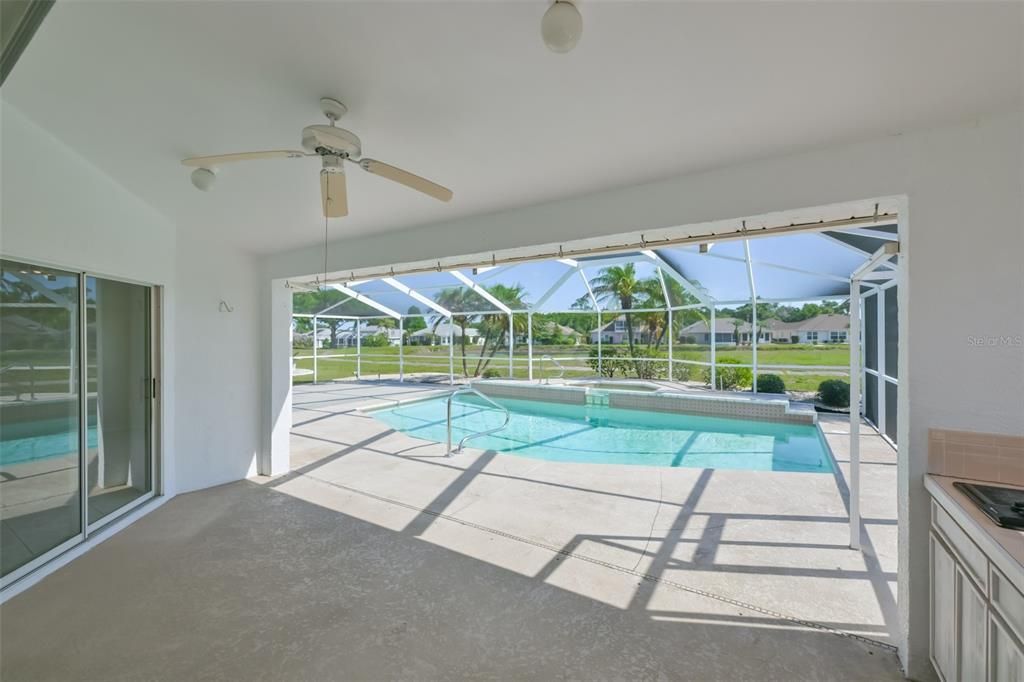 For Sale: $359,900 (2 beds, 2 baths, 1849 Square Feet)