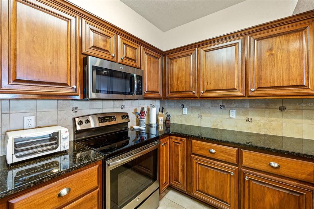 На продажу: $540,000 (3 спален, 2 ванн, 1601 Квадратных фут)
