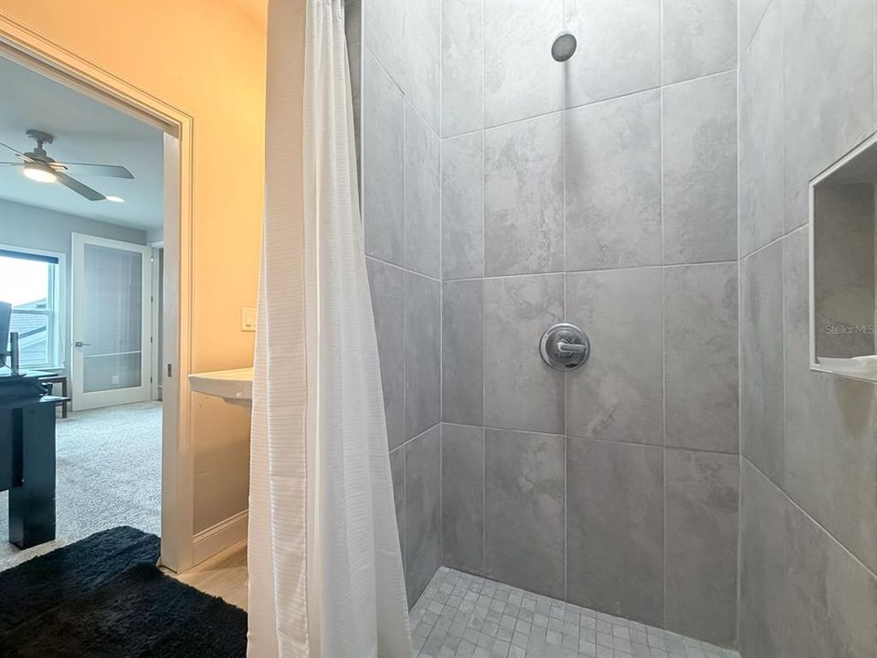 En Renta: $4,495 (5 camas, 4 baños, 2753 Pies cuadrados)