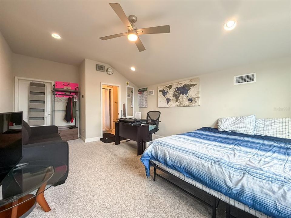 En Renta: $4,495 (5 camas, 4 baños, 2753 Pies cuadrados)