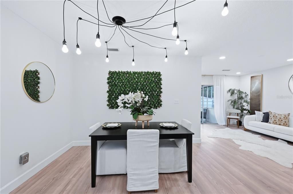 For Sale: $384,900 (3 beds, 2 baths, 1416 Square Feet)