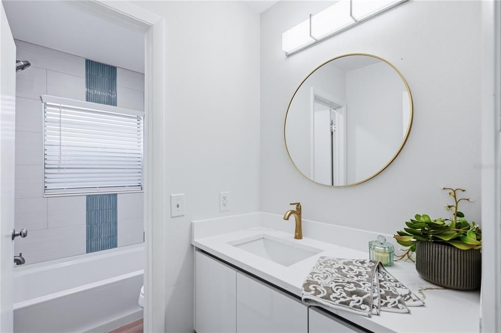 For Sale: $384,900 (3 beds, 2 baths, 1416 Square Feet)