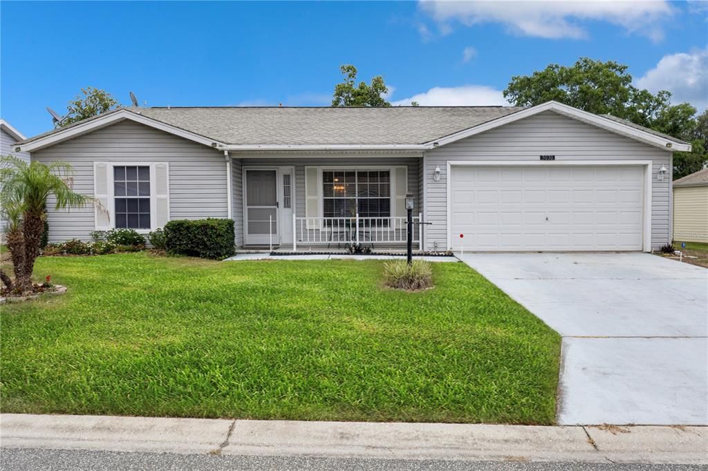 For Sale: $233,000 (2 beds, 2 baths, 1308 Square Feet)