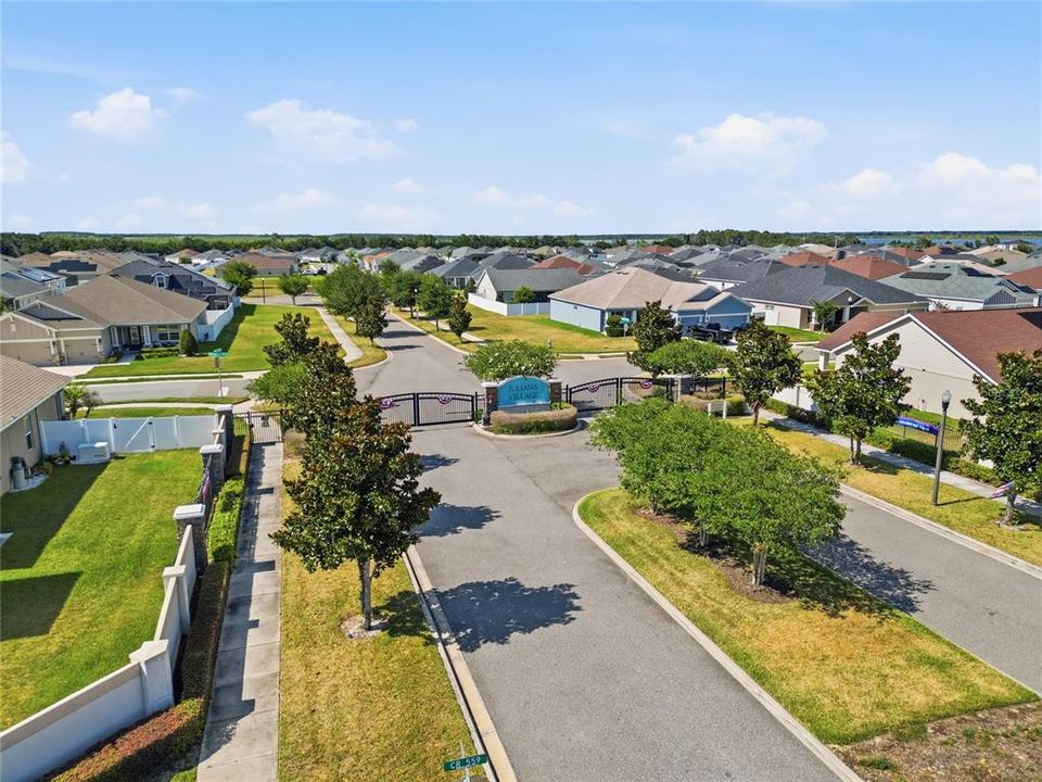 For Sale: $534,900 (5 beds, 3 baths, 3092 Square Feet)