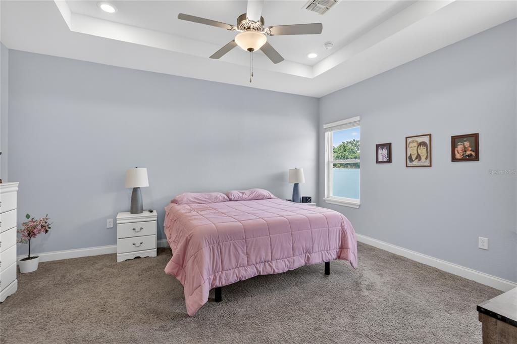 For Sale: $534,900 (5 beds, 3 baths, 3092 Square Feet)