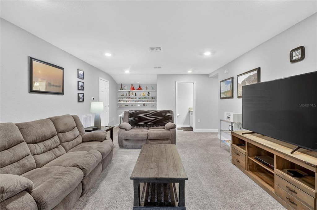 For Sale: $534,900 (5 beds, 3 baths, 3092 Square Feet)
