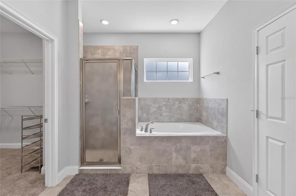 For Sale: $534,900 (5 beds, 3 baths, 3092 Square Feet)