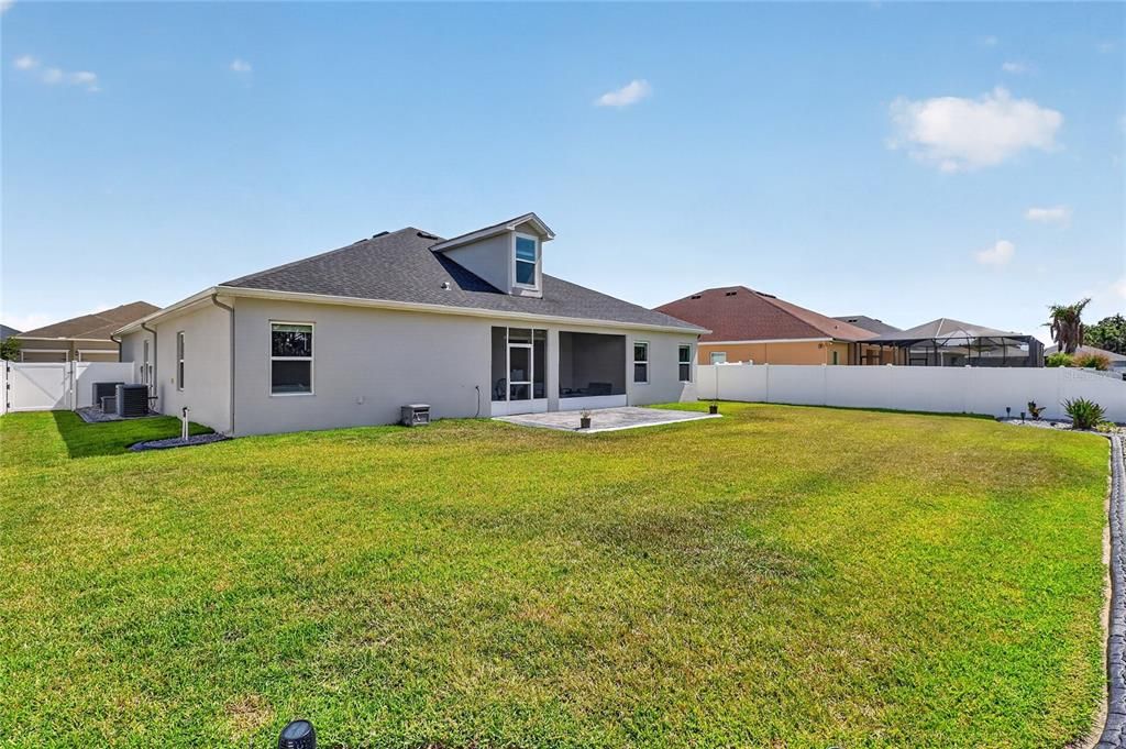 For Sale: $534,900 (5 beds, 3 baths, 3092 Square Feet)