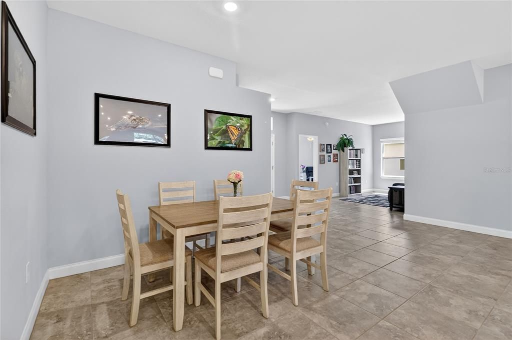 For Sale: $534,900 (5 beds, 3 baths, 3092 Square Feet)