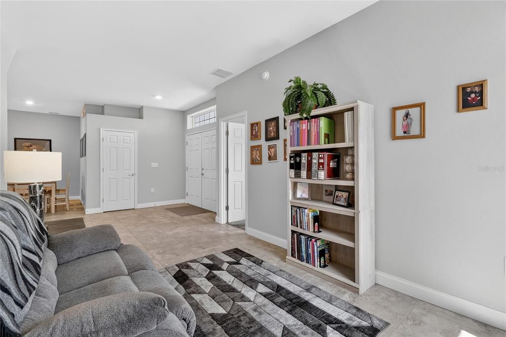 For Sale: $534,900 (5 beds, 3 baths, 3092 Square Feet)