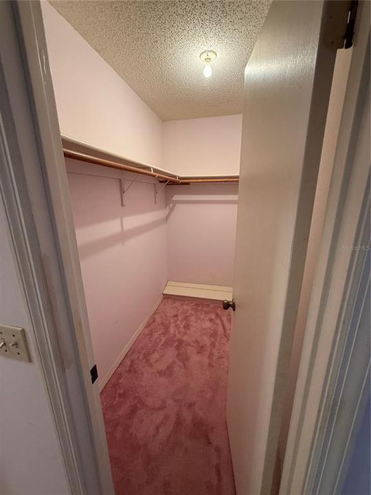For Sale: $239,900 (2 beds, 2 baths, 1440 Square Feet)