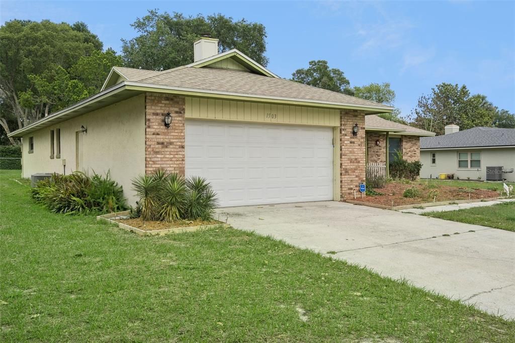 For Sale: $480,000 (3 beds, 2 baths, 2187 Square Feet)