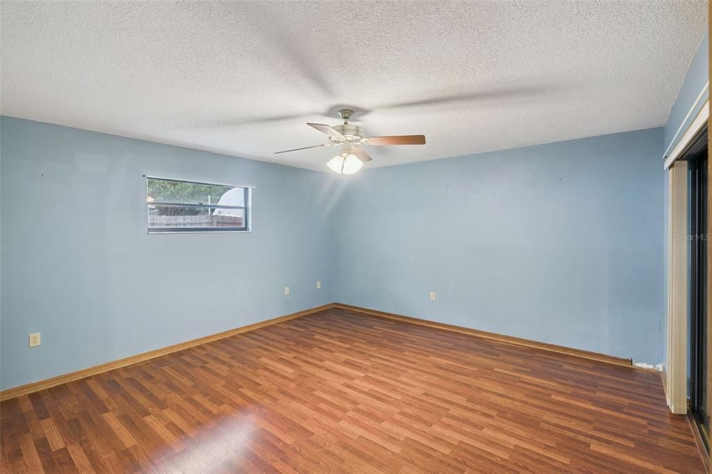 For Sale: $480,000 (3 beds, 2 baths, 2187 Square Feet)