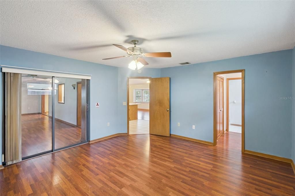 For Sale: $480,000 (3 beds, 2 baths, 2187 Square Feet)