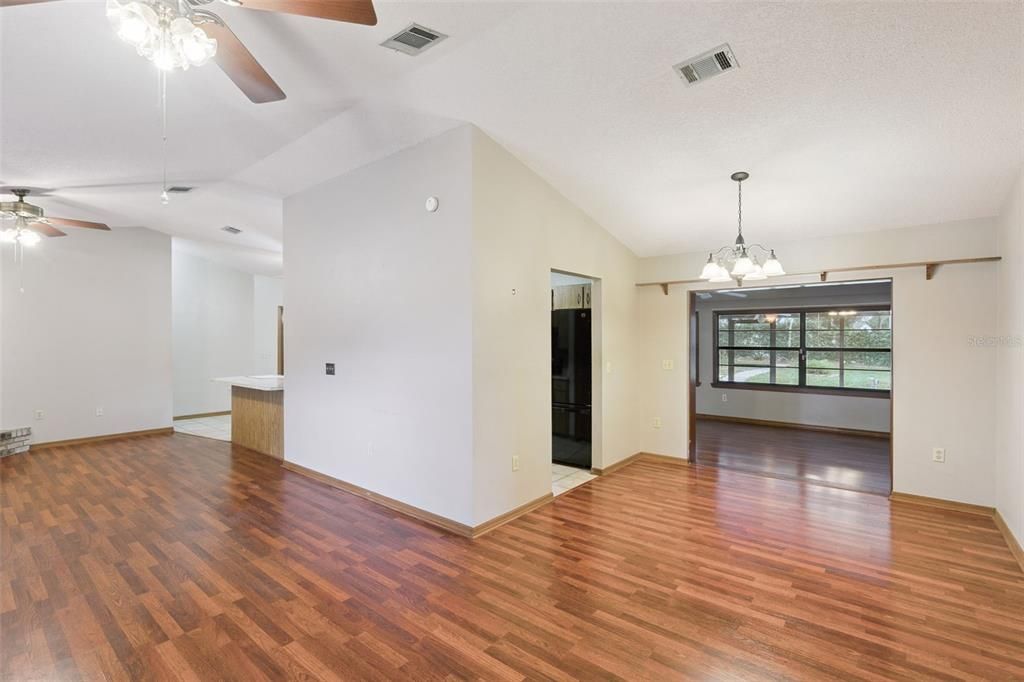 For Sale: $480,000 (3 beds, 2 baths, 2187 Square Feet)