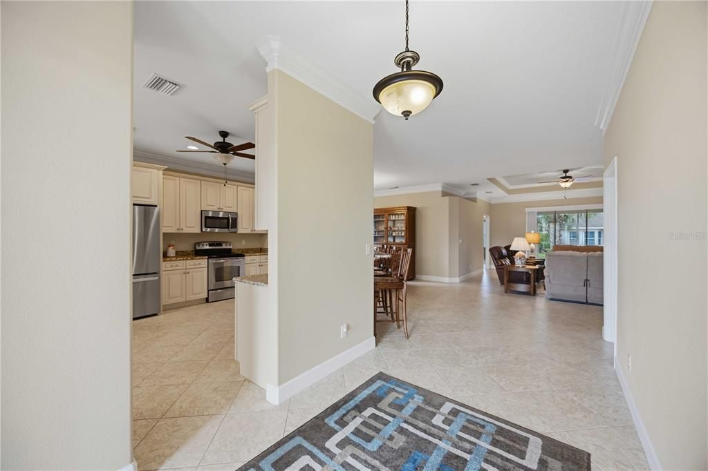 For Sale: $425,000 (3 beds, 2 baths, 2092 Square Feet)