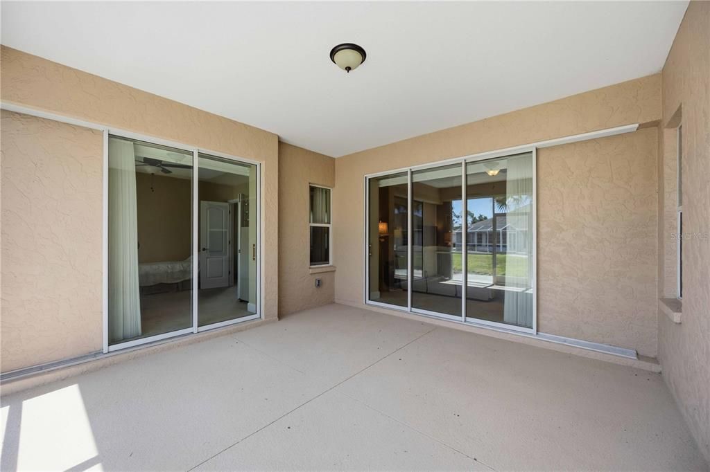 For Sale: $425,000 (3 beds, 2 baths, 2092 Square Feet)