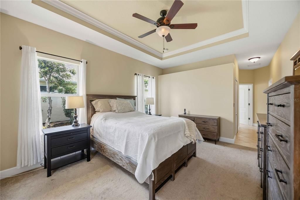 For Sale: $425,000 (3 beds, 2 baths, 2092 Square Feet)