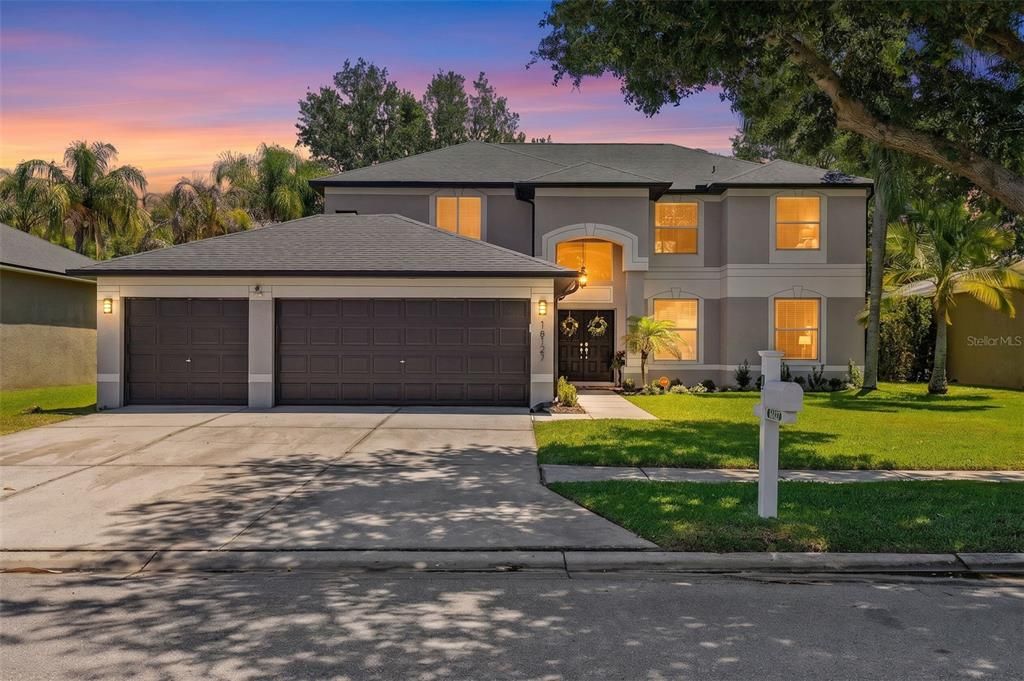 На продажу: $899,900 (5 спален, 2 ванн, 3424 Квадратных фут)