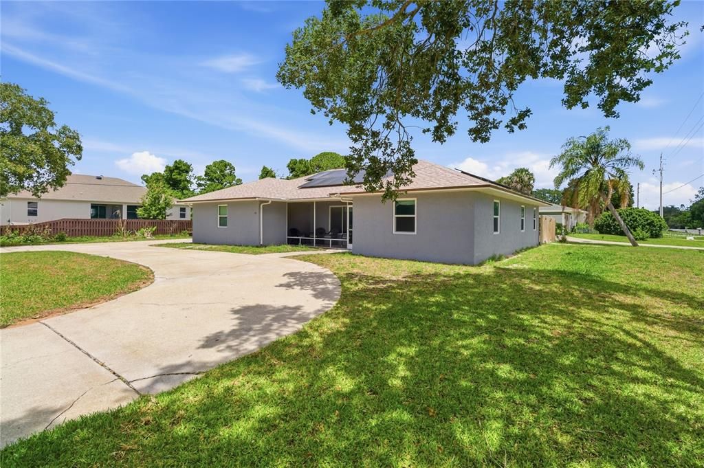 For Sale: $389,900 (3 beds, 2 baths, 1680 Square Feet)