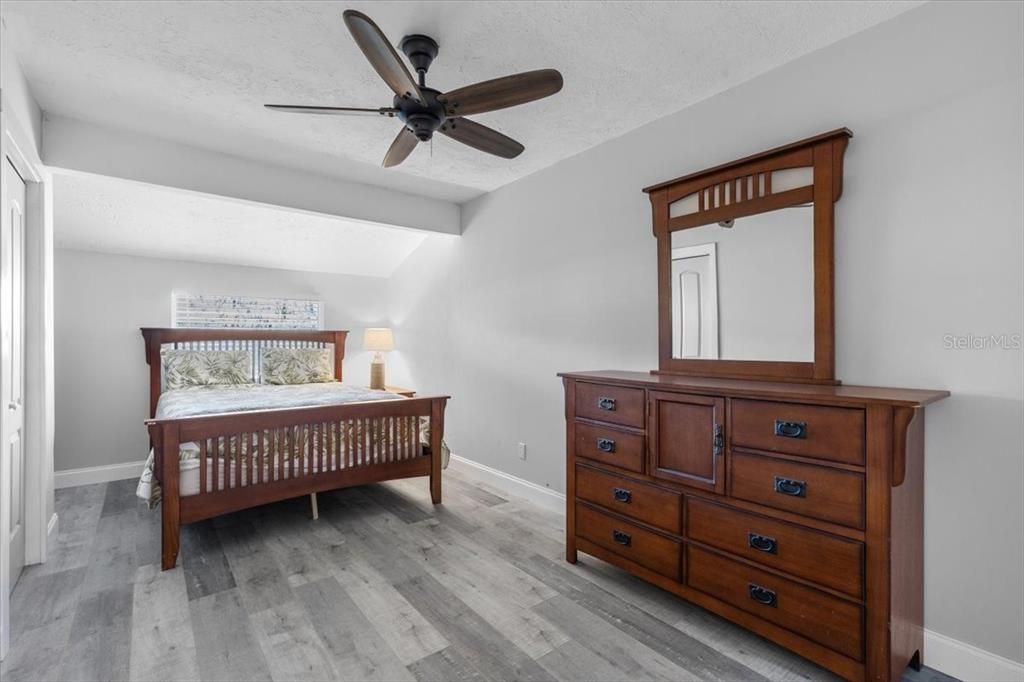 For Sale: $675,000 (3 beds, 2 baths, 2167 Square Feet)
