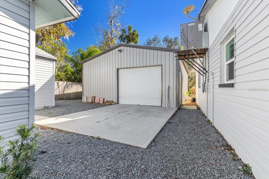 For Sale: $675,000 (3 beds, 2 baths, 2167 Square Feet)