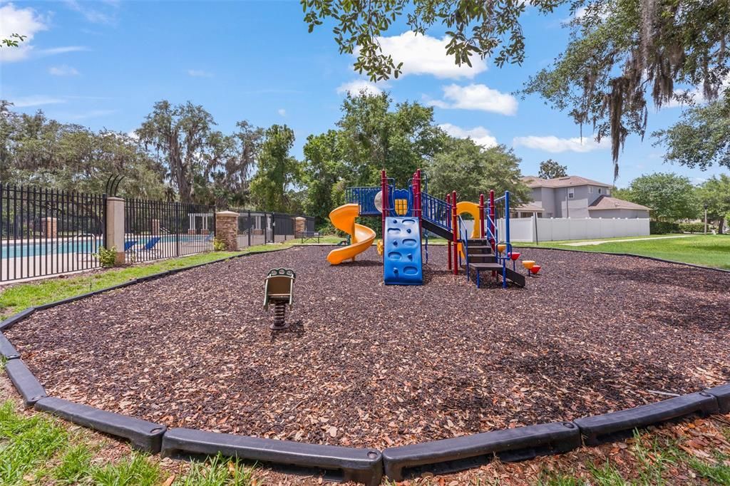 For Rent: $2,800 (3 beds, 2 baths, 1820 Square Feet)