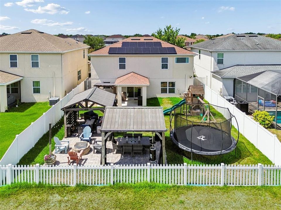 Active With Contract: $459,900 (4 beds, 3 baths, 2637 Square Feet)
