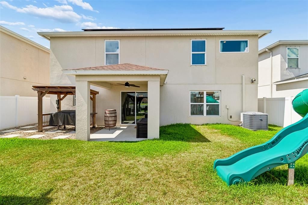 Active With Contract: $459,900 (4 beds, 3 baths, 2637 Square Feet)