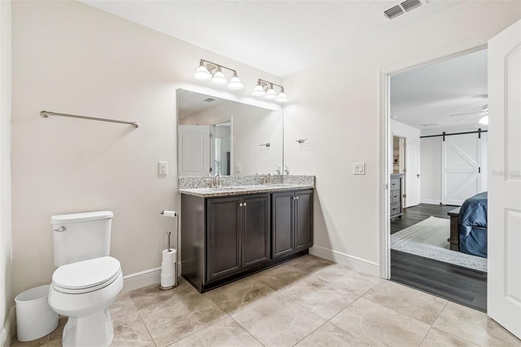 Active With Contract: $459,900 (4 beds, 3 baths, 2637 Square Feet)