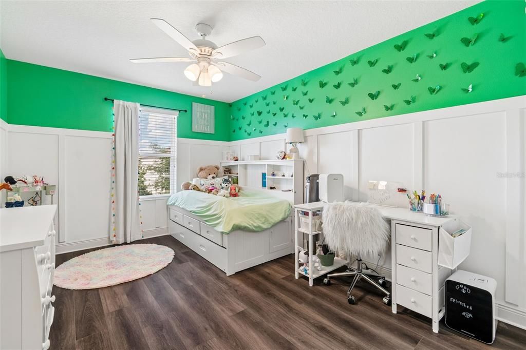 Active With Contract: $459,900 (4 beds, 3 baths, 2637 Square Feet)