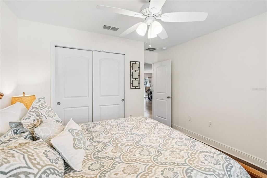 Active With Contract: $459,900 (4 beds, 3 baths, 2637 Square Feet)
